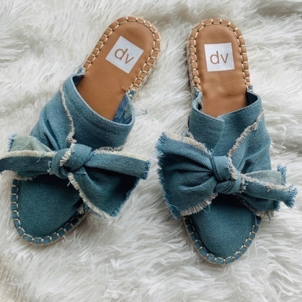 DV by Dolce Vita Chambray Bow Mule Espadrille Shoe - Picture 4 of 6